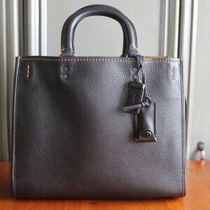 NWT Coach Rogue 30 in Black
